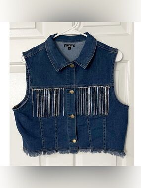 Women's Bebe Blue Denim Cropped Vest     w/Dangling Rhinestones, Sz L,